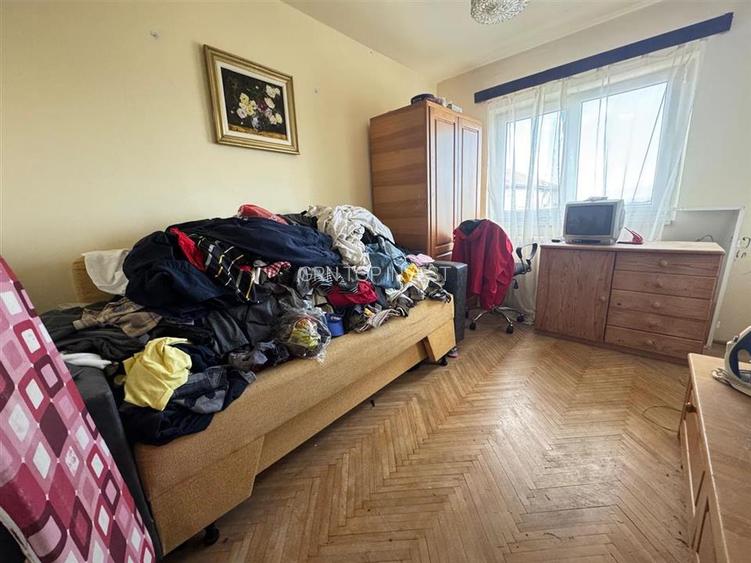 Apartament decomandat 3 camere 2 balcoane zona Ciresica - 3