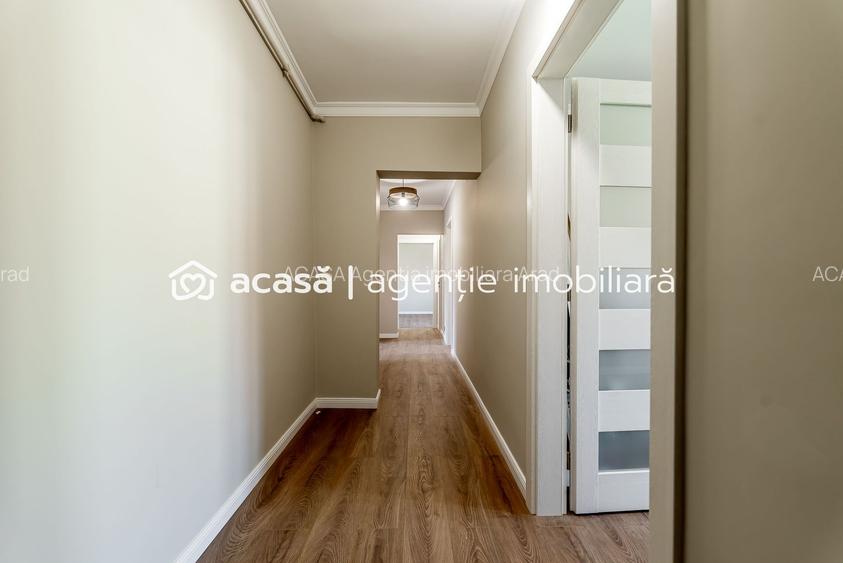 Apartament ultracentral cu 4 camere renovat recent Comision 0 - 6