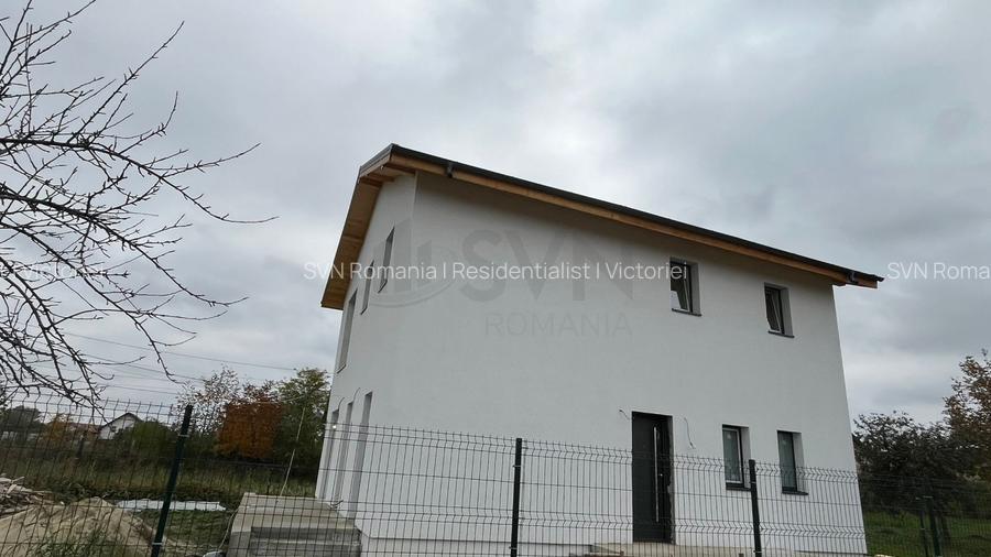 REV2005259 Casa moderna eficienta energetic zona noua Sabareni - 2