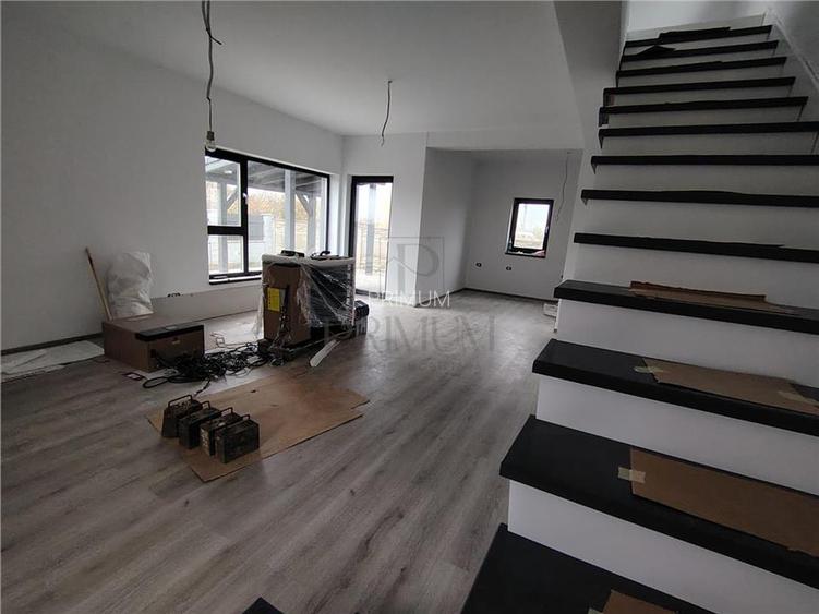 Duplex deosebit - zona foarte buna - spatii generoase - zona buna - 8