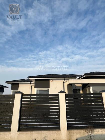 Casa   - Curte 351 MP - AN 2022 - Ciorogarla - 26