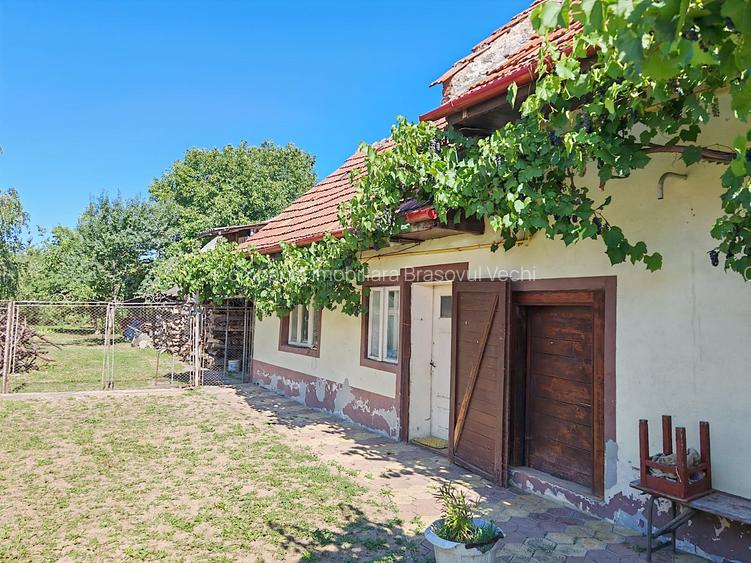 Râșnov - zona Eminescu, casa cu 1000 mp teren. - 9