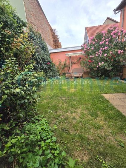 Casa cu 6 camere,singur in curte si dublu front stradal,zona Cantemir,Oradea - 3