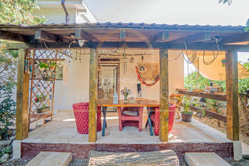 Viluta cocheta cu curte frumoasa in Mamaia Sat! - 2