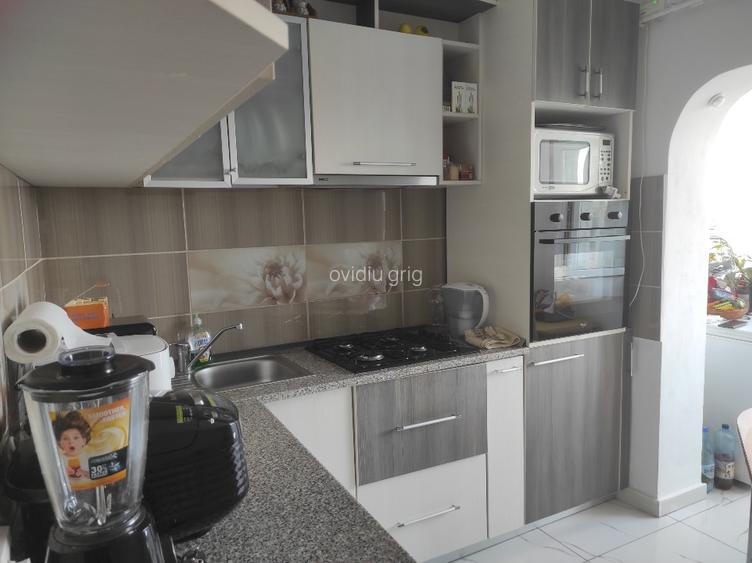 Apartament 3 camere decomandat  - 6