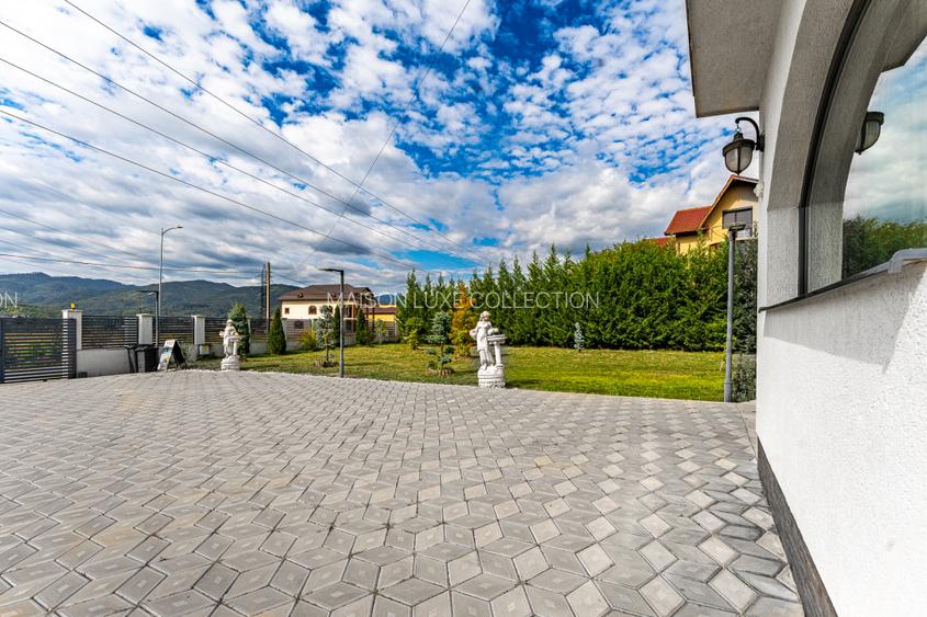 Com 0% Vilă turistică cu 8 camere +căsuțe A-frame, teren 5575 mp Călimănești VL - 3