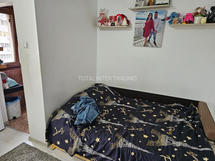 Dristor metrou - 5/10 - garsoniera confort doi, semimobilata, intabulare,42900 € - 13