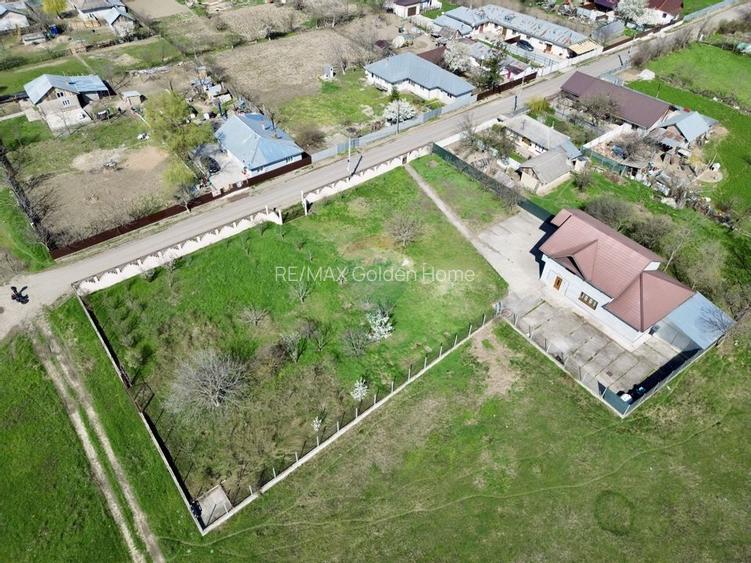 Casă / Vilă cu 5 camere de vânzare Garoafa/Rachitosu - 29