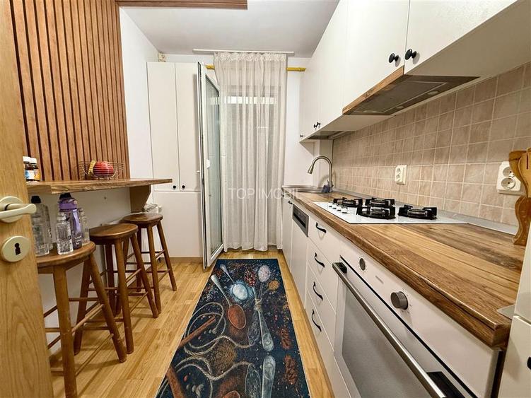 Apartament cu 2 camere decomandat + loc de parcare Valea Lupului - 10