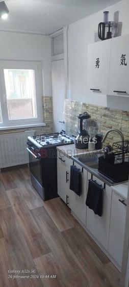 Etaj 1, suprafata utila 59 plus 2 balcoane, total 69mp, in spatele casei de pens - 6