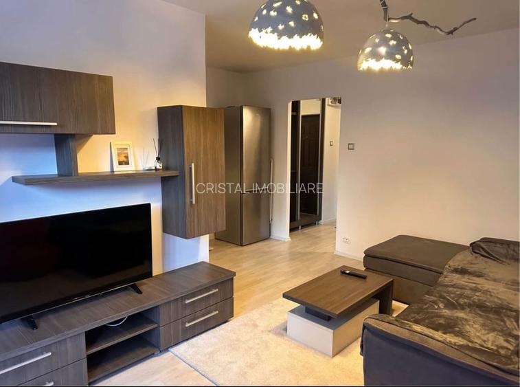 Garsoniera decomandata, etaj 1, parcare inclusă, metrou 5 min Titan - 2