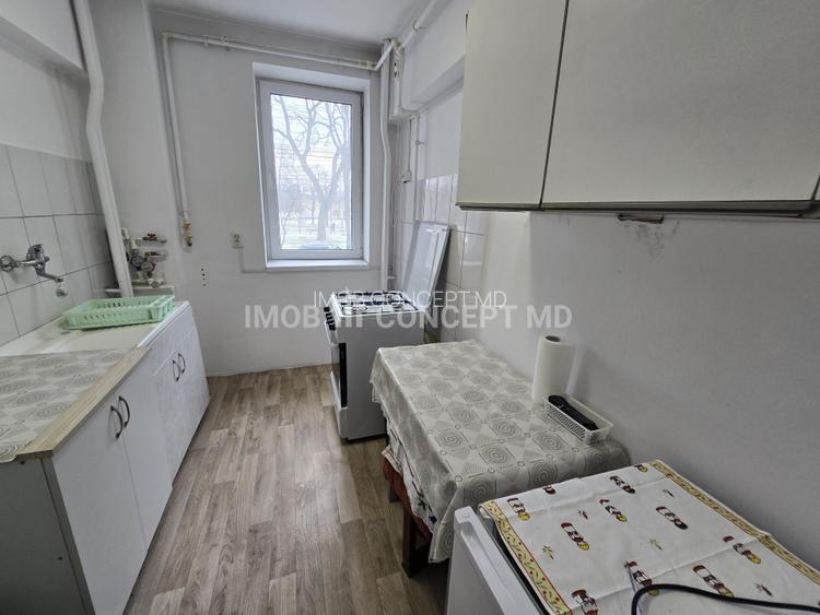VANZARE PARTER cu 2 camere PE BULEVARD, in Ploiesti - 12