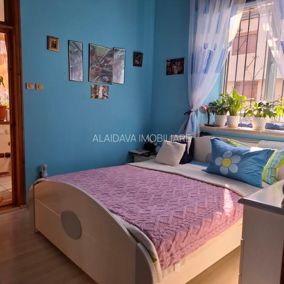 Centru-apartament D+P in vila,parter,intrare separata - 3