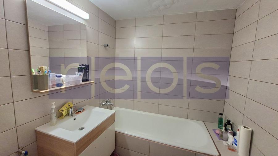 VANZARE 2 CAMERE | POTRIVIT PENTRU REZIDENTA SAU COMERCIAL | ZONA TEI - 8