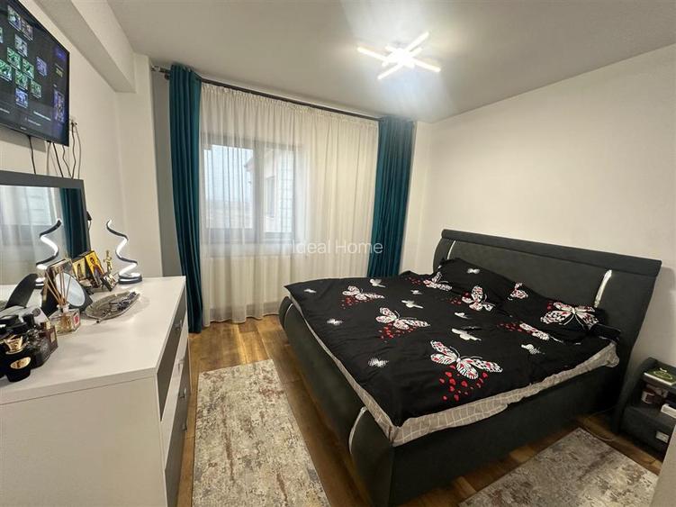 Cug - 3 Camere   - Boxa -Loc De Parcare - 3