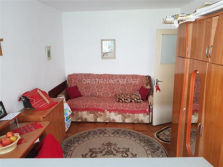 2 camere confort 1 Hipodrom parter cu balcon - 4