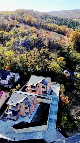 Casa de vanzare cu priveliste frumoasa - 10