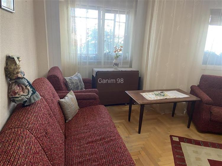 Apartament 3 camere in Focsani , zona centrala, et 2 4 , decomandat , 77 mp , li - 2