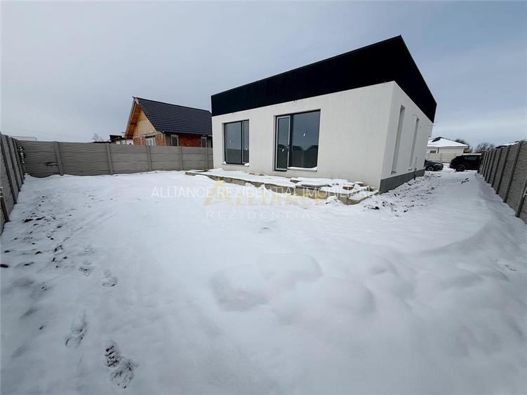 Casa Individuala / 3 Camere / 2 Bai / Teren 370 mp - 2