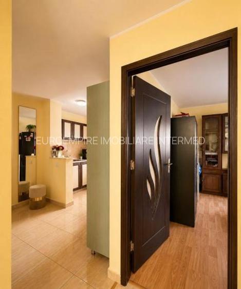 Apartament 2 camere decomandate zona KM 4-5 - 4