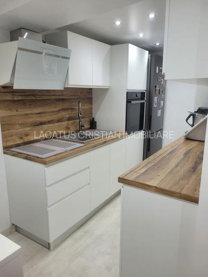 CASA SUPERBA 4 CAMERE ZONA VALU LUI TRAIAN 933MP - 15