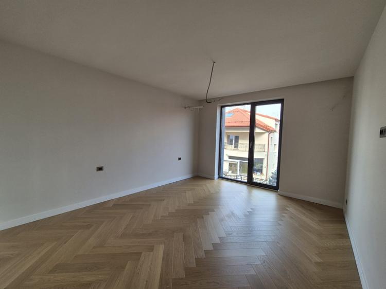 Apartament 3 camere de vanzare Iancu Nicolae