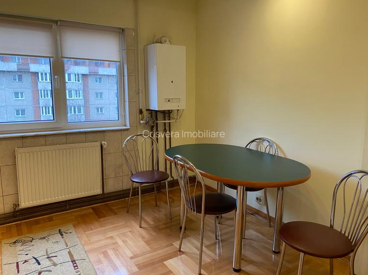 Apartament 2 camere Calea Manastur, zona benzinaria Lukoil, et.5/8, decomandat - 2