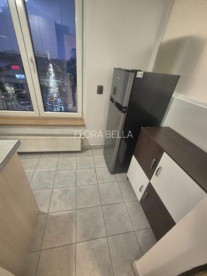 Ultracentrala Piata Romana Dacia la nici 2 minute metrou modern mobilat utilat - 5