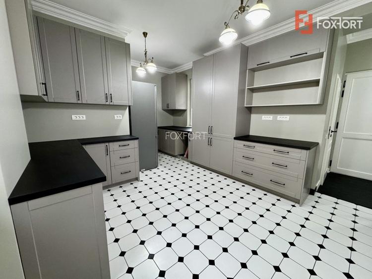 Apartament deosebit, 3 camere, zona Central – Bld. C.D. Loga - 26