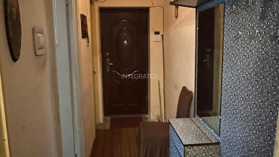 CALEA GIULESTI, Apartament cu 3 camere semidecomandat - 60 mp - parter - 4
