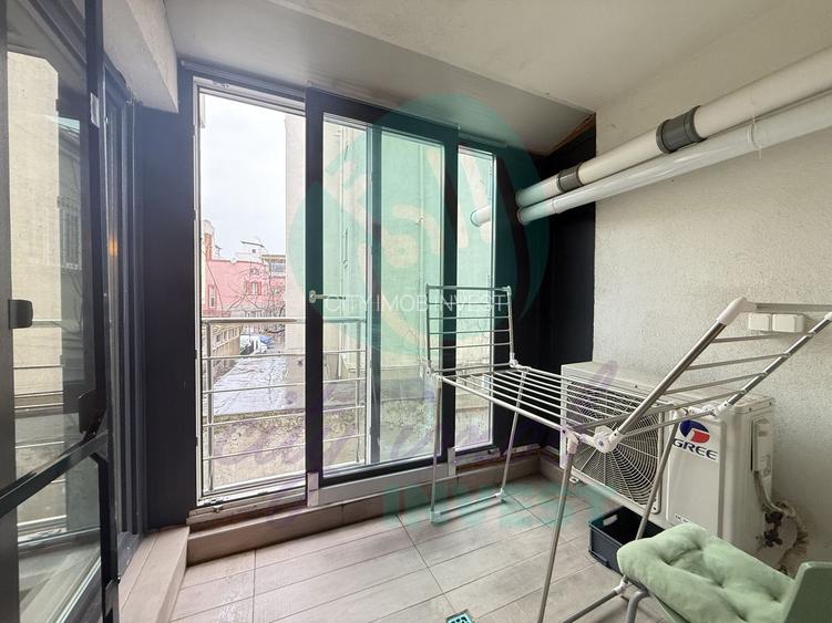 3 camere intr-o cladire cu arhitectura deosebita - 10