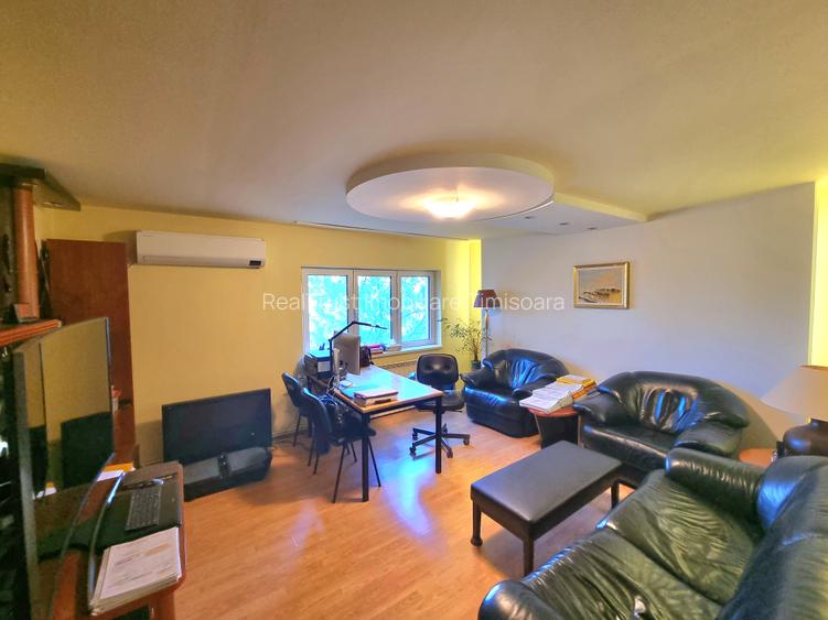 Apartament 3 camere, foarte spațios, et.2/8, zona Steaua, la cheie! - 4