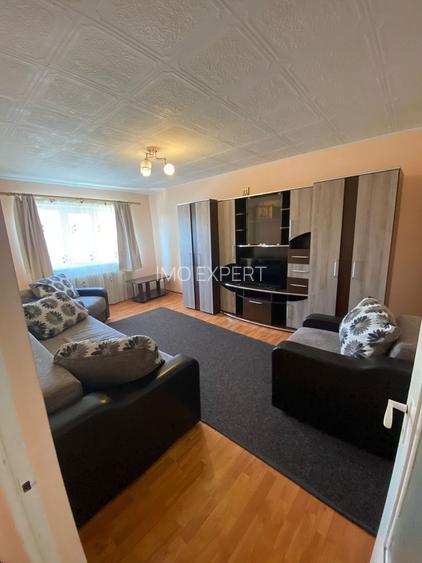 Apartament de vanzare in zona Cetate Alba Iulia - 2