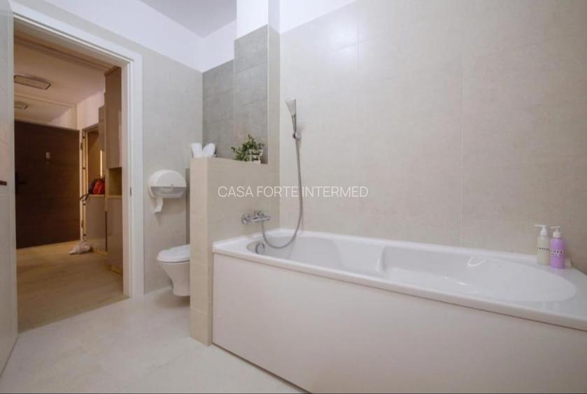 2 camere LAKE ONE  Residence in statiunea Mamaia	- 158.000 euro - 5