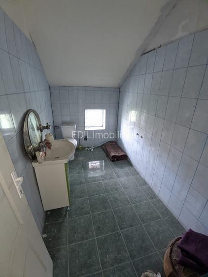 Casa de vânzare, 5 camere, 2 băi, 170 mp - 20