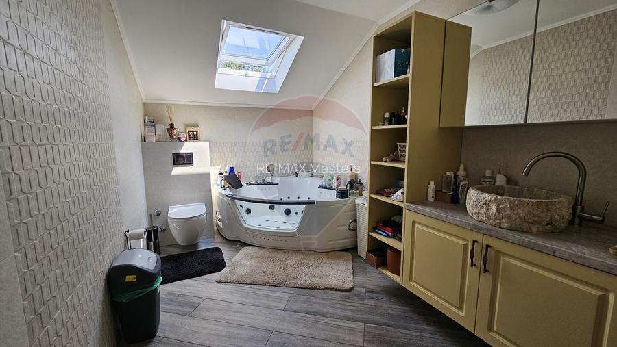 Casă / Vilă cu 7 camere si teren 1000 mp în zona Centrala-Suceava - 47