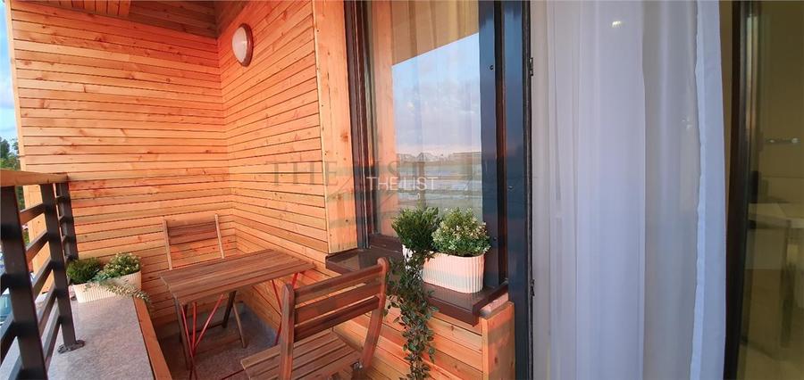 VANZARE APARTAMENT SUPERB 4 CAMERE,VEDERE LAC,PETROM CITY - 19