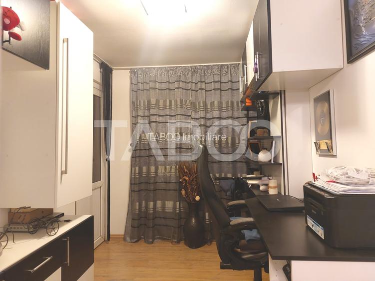 Apartament 55 mpu mobilat utilat 3 camere 2 balcoane pivnita Cisnadie - 16