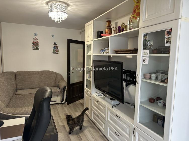 Apartament 2 camere, spatios, zona Racadau. - 3