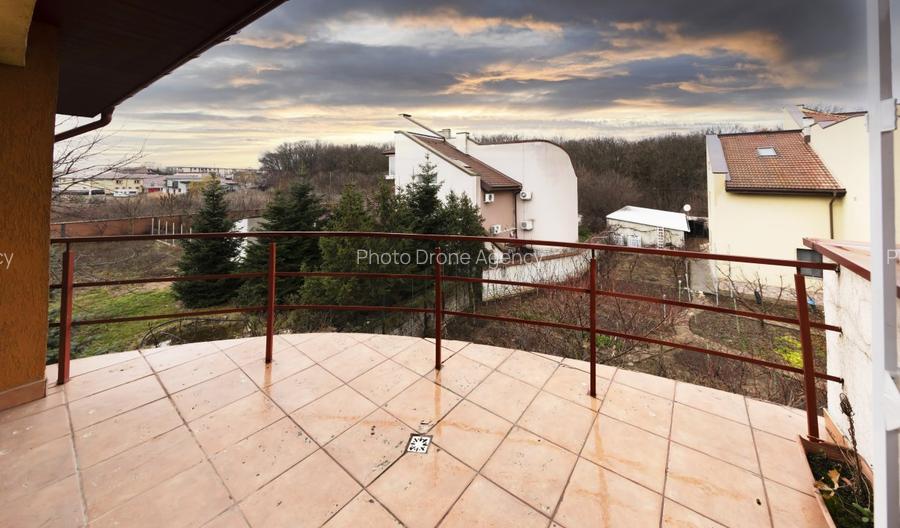 Casă De Vânzare, Lângă Pădurea Roșu Liberă, P+2, 5 Camere  Garaj + 2 Parcări - 5