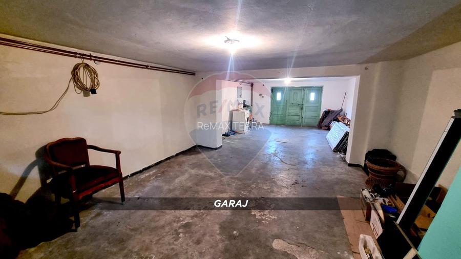 Vă propunem spre vânzare o proprietate spațioasă - 35