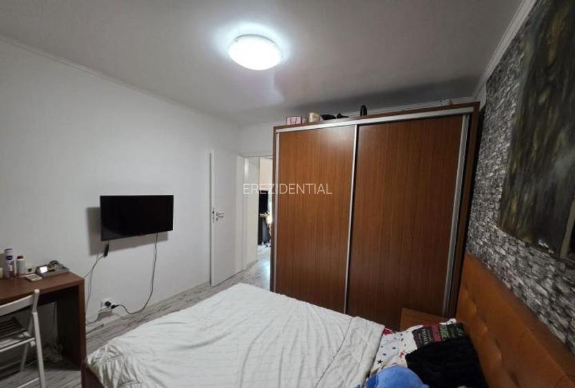 Apartament -4 camere - semidecomandat - Berceni  - 11