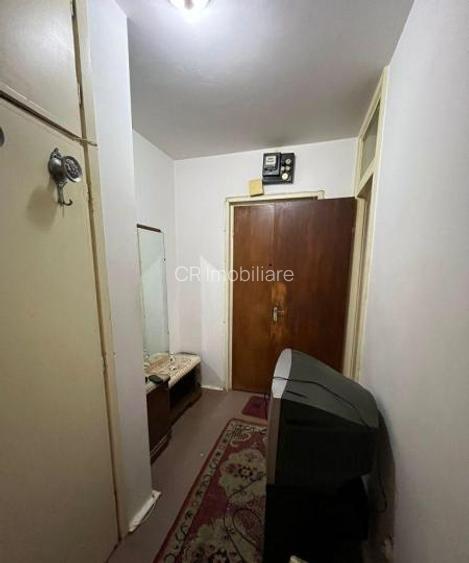 Garsoniera Alexandru Obregia/ Bloc Mixt - 4