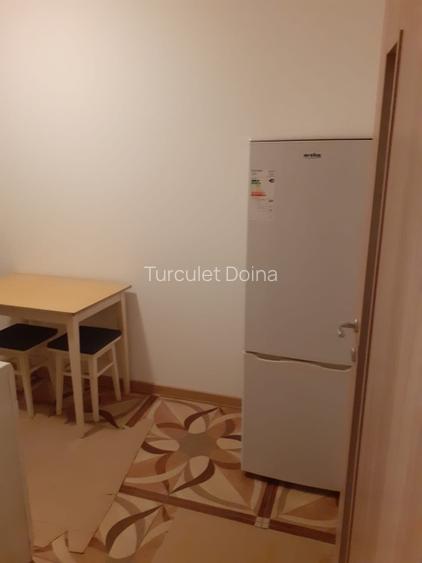 Apartament de închiriat  - 12