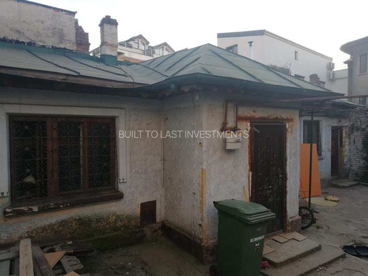 Piata Victoriei A.I.Cuza teren cu casa demolabila - 3