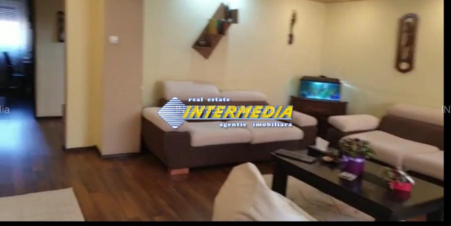 Apartament cu 4 camere decomandat etaj 3 Cetate - 5