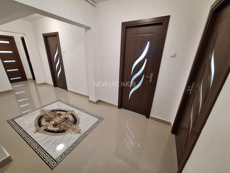 Abator/ gara / 3 camere cu centrala gaze - 3