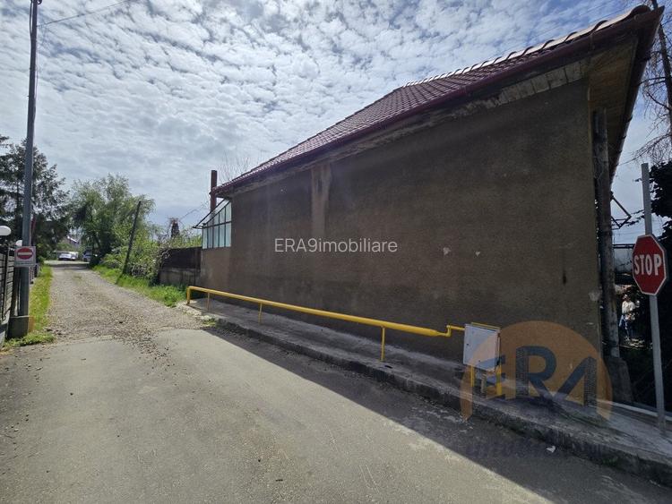 Oportunitate | Teren 700mp + Casa renovabila | zona Gara Mare - 2