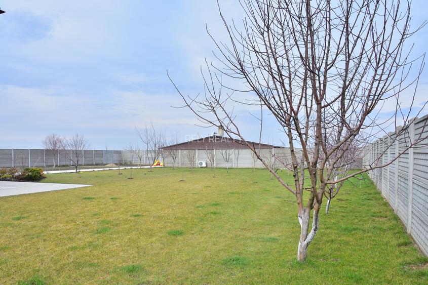 Vanzare vila deosebita, D+P+M Bacu / Joita, teren: 1.100 mp, comision 0% - 10