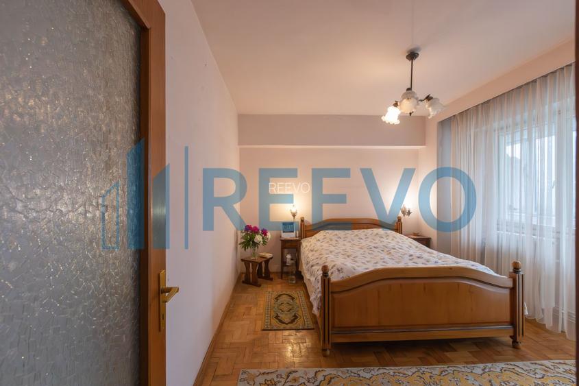 Apartament 4 camere, Ultracentral Bacau - 16